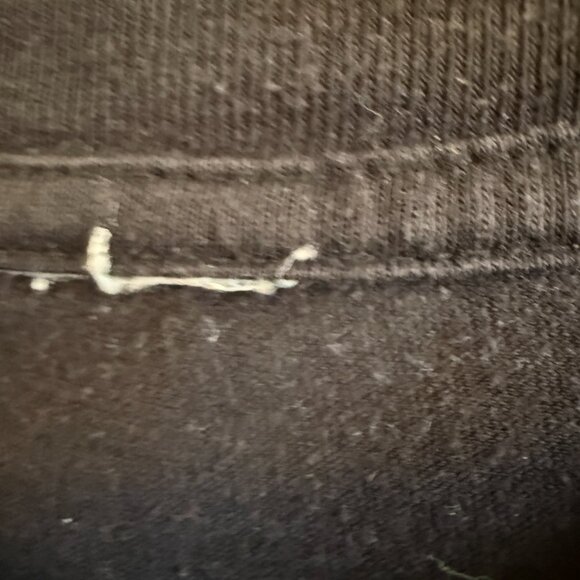 Modern Vintage⚡AC/DC Band T-Shirt \\ Black, Small - Picture 5 of 6